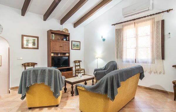 Holiday Home - Can Crestall, Campos , Spain - EMI427 303