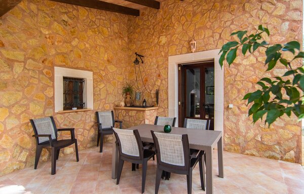 Holiday Home - Can Crestall, Campos , Spain - EMI427 102