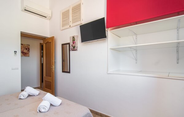 Holiday Home - Can Olivaret, Campos , Spain - EMI428 604