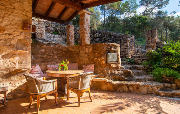 Location de vacances - Romantic Rustical House, Cala Llombards , Espagne - EMI437 3