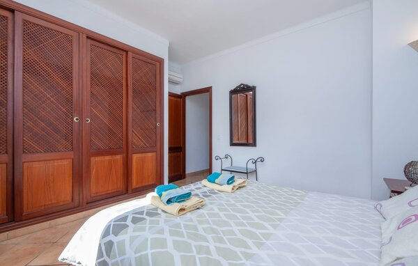 Holiday Home - Sa Bassa Seca, Cala Murada , Spain - EMI452 605
