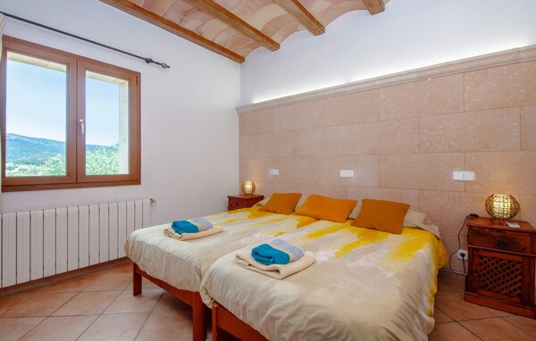 Holiday Home - Sa Bassa Seca, Cala Murada , Spain - EMI452 608