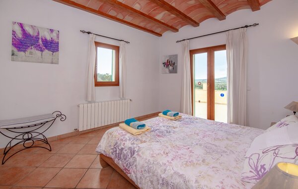 Holiday Home - Sa Bassa Seca, Cala Murada , Spain - EMI452 611