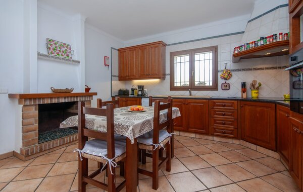Holiday Home - Sa Bassa Seca, Cala Murada , Spain - EMI452 402