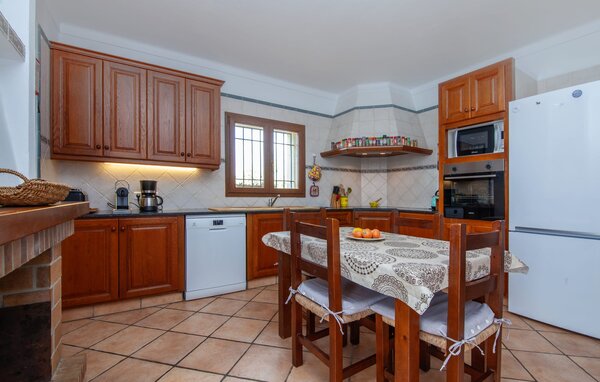 Holiday Home - Sa Bassa Seca, Cala Murada , Spain - EMI452 403