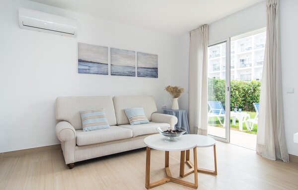 Apartment - Confluentia Playa 8, Can Picafort , Spain - EMI462 5