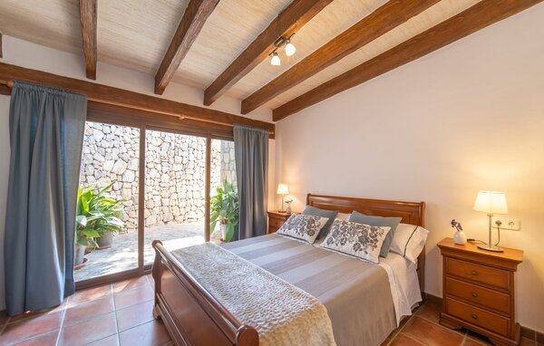 Holiday Home - El Cipres de Cala Millor, Cala Millor , Spain - EMI485 601
