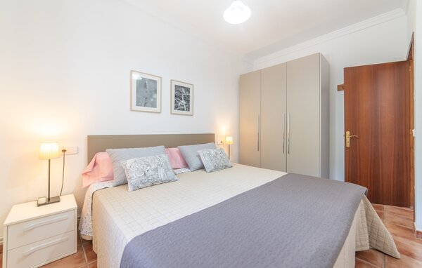 Holiday Home - El Cipres de Cala Millor, Cala Millor , Spain - EMI485 606