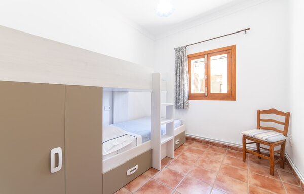 Holiday Home - El Cipres de Cala Millor, Cala Millor , Spain - EMI485 607