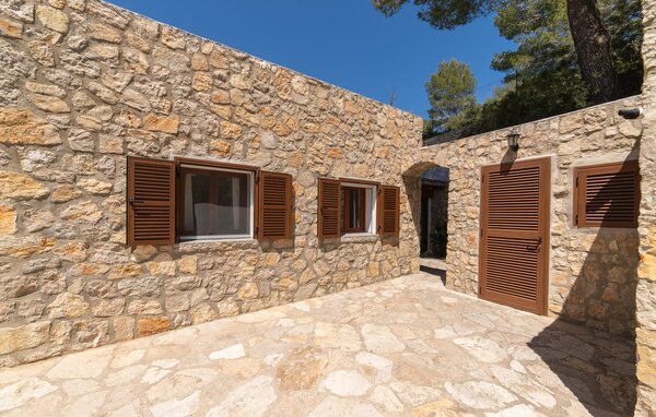 Holiday Home - El Cipres de Cala Millor, Cala Millor , Spain - EMI485 81