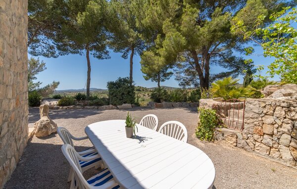 Holiday Home - El Cipres de Cala Millor, Cala Millor , Spain - EMI485 106
