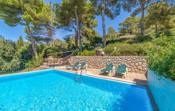Holiday Home - El Cipres de Cala Millor, Cala Millor , Spain - EMI485 7