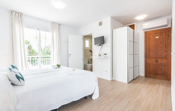 Apartment - Confluentia Playa 9, Can Picafort , Spain - EMI493 602