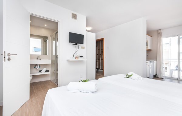 Apartment - Confluentia Playa 9, Can Picafort , Spain - EMI493 606
