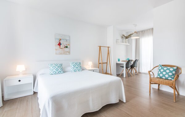 Apartment - Confluentia Playa 10, Can Picafort , Spain - EMI505 8