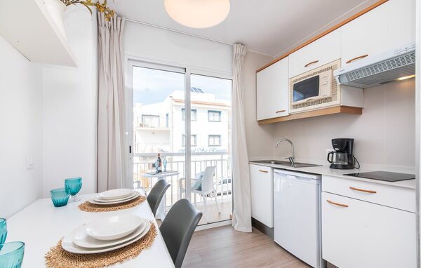 Apartment - Confluentia Playa 10, Can Picafort , Spain - EMI505 401