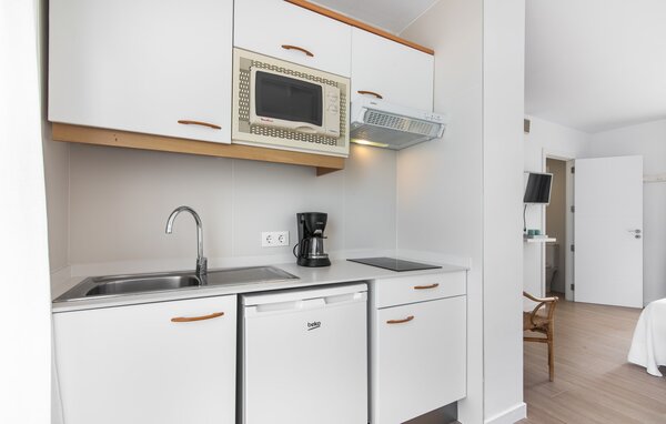 Apartment - Confluentia Playa 10, Can Picafort , Spain - EMI505 402