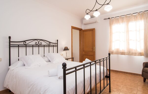 Holiday Home - Vernissa de Apolonia, Can Picafort , Spain - EMI552 608