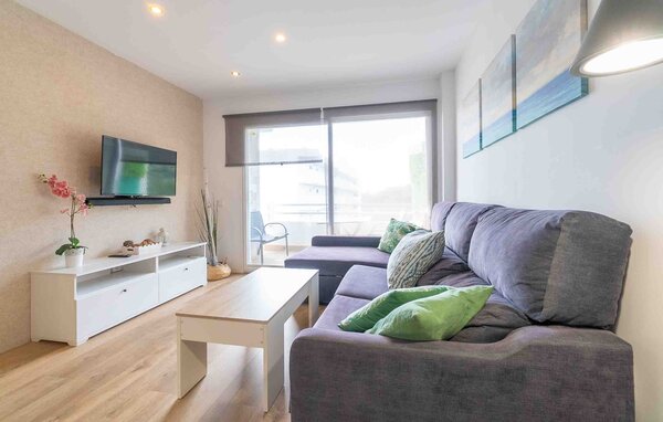 Apartment - Alcudia , Spain - EMI589 302