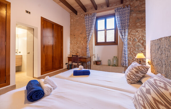 Holiday Home - Lluchmajor , Spain - EMI642 603