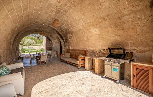 Holiday Home - Lluchmajor , Spain - EMI642 105