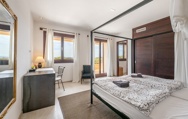 Holiday Home - Felanitx , Spain - EMI679 601
