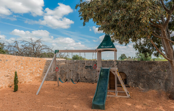 Holiday Home - Santa Maria Del Camí , Spain - EMI690 102