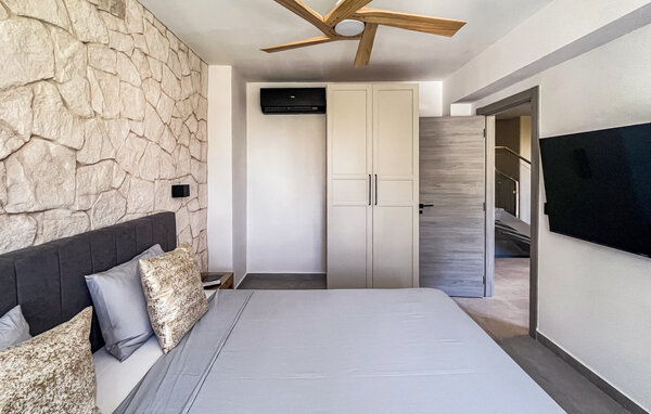 Holiday Home - CAN PASTILLA- EL ARENAL , Spain - EMI704 608