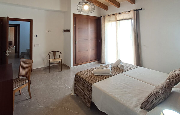 Holiday Home - Felanitx , Spain - EMI708 606