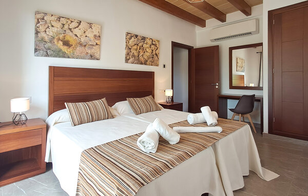 Holiday Home - Felanitx , Spain - EMI708 607