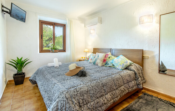 Holiday Home - Pollença , Spain - EMI817 601