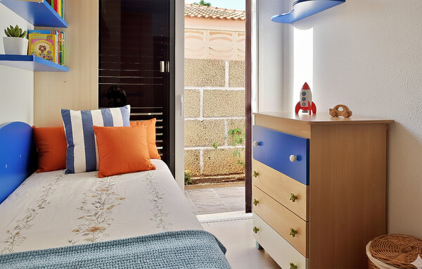 Holiday Home - Adeje,Tenerife , Spain - ETE478 602