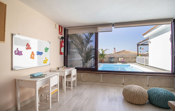 Holiday Home - Adeje,Tenerife , Spain - ETE478 604