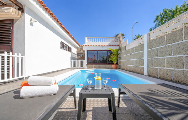 Holiday Home - Adeje,Tenerife , Spain - ETE478 1