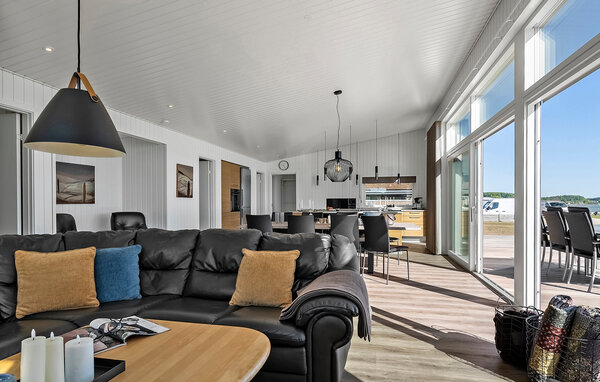 Holiday Home - Grønninghoved Strand , Denmark - F02149 302