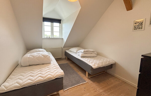 Holiday Home - Hejlsminde , Denmark - F04261 602