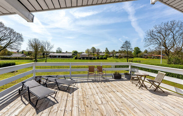 Semesterhus - Hejlsminde , Danmark - F04339 2