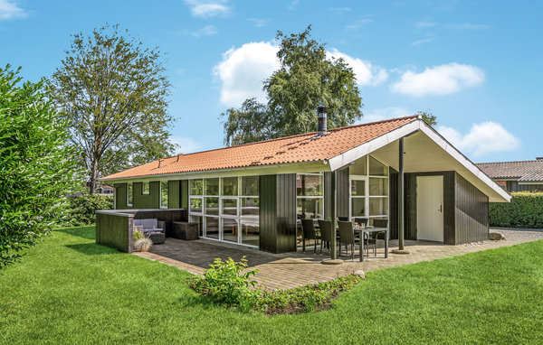 Feriehuse - Hejlsminde , Danmark - F04680 1