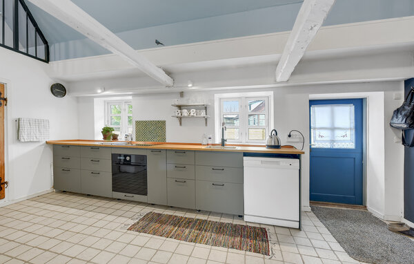 Semesterhus - Ørby Strand , Danmark - F04684 401