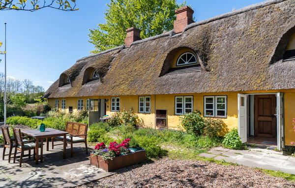 Semesterhus - Ørby Strand , Danmark - F04684 102