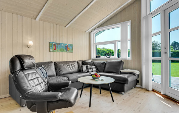 Semesterhus - Diernæs Strand , Danmark - F05428 5