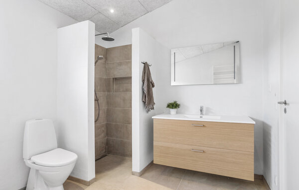 Semesterhus - Flovt Strand , Danmark - F07345 702