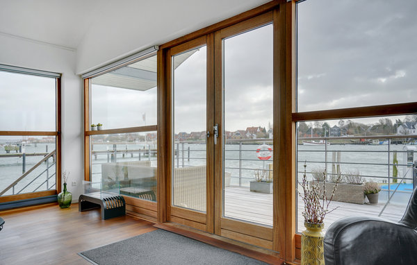 Husbåt/Hus på vatten - Gråsten Havnefront , Danmark - F08115 305