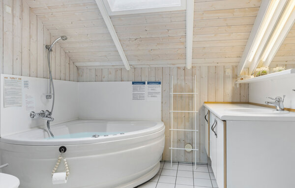 Semesterhus - Mommark Strand , Danmark - F09527 701
