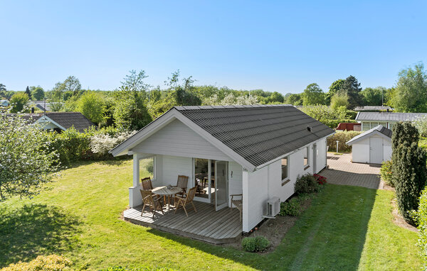 Semesterhus - Skovmose Strand , Danmark - F09567 1