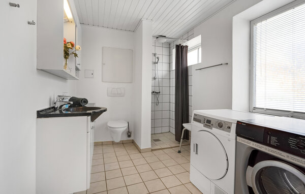 Semesterhus - Lebøl Strand , Danmark - F09753 701