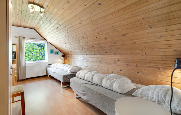 Semesterhus - Lebøl Strand , Danmark - F09753 605