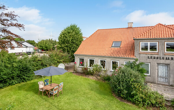 Semesterhus - Lebøl Strand , Danmark - F09753 104