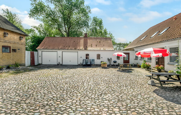 Semesterhus - Lebøl Strand , Danmark - F09753 107