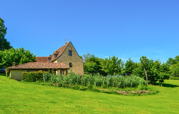 Location de vacances - Fleurac , France - FAD073 81